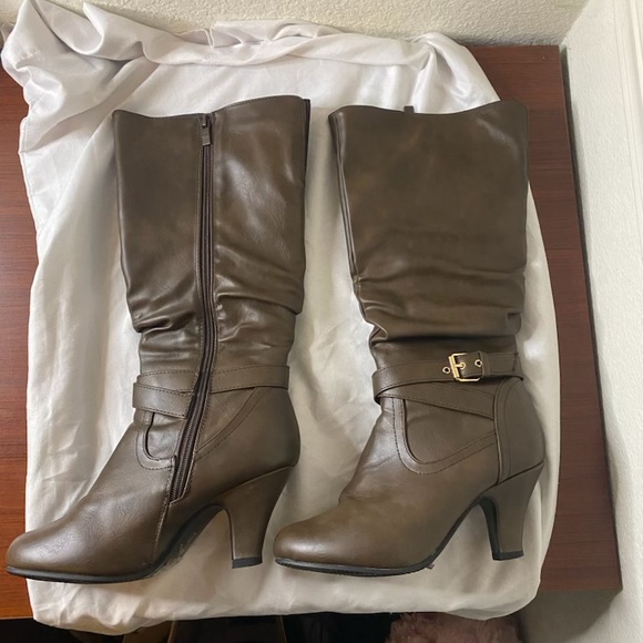 Forever New Shoes - BROWN BOOTS